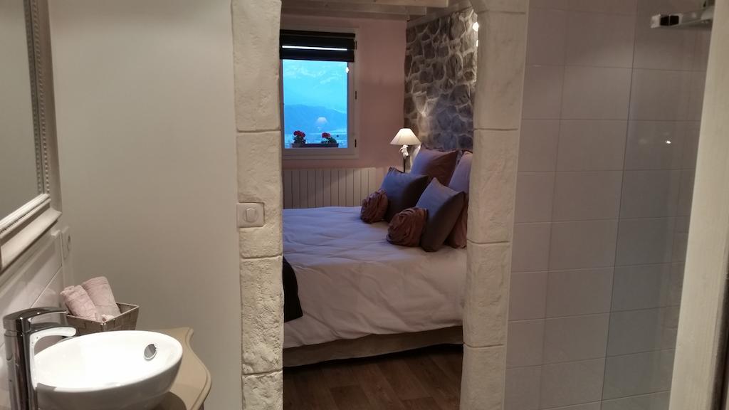 La Maison Sur Les Nuages Hotel Saint-Christophe  Kamer foto