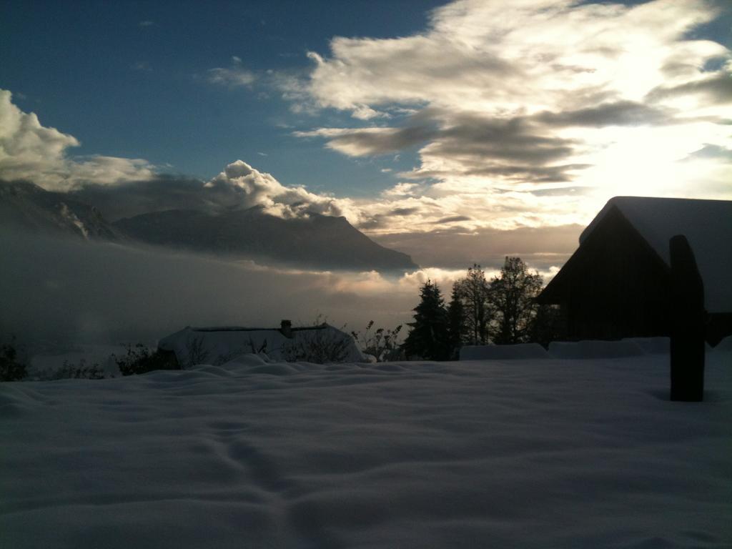 La Maison Sur Les Nuages Hotel Saint-Christophe  Buitenkant foto